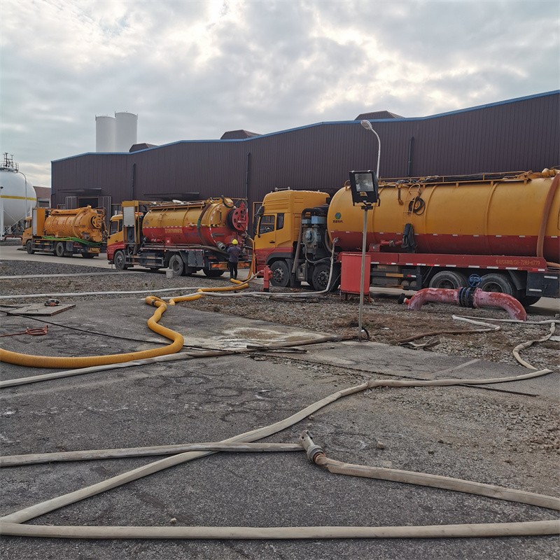 黎平污水池清理