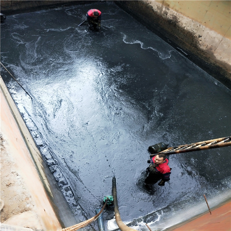 黎平废水池清理